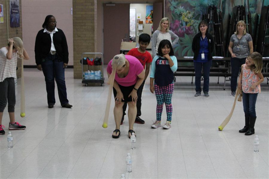 Austin Parkway Elementary raising money through after school parties